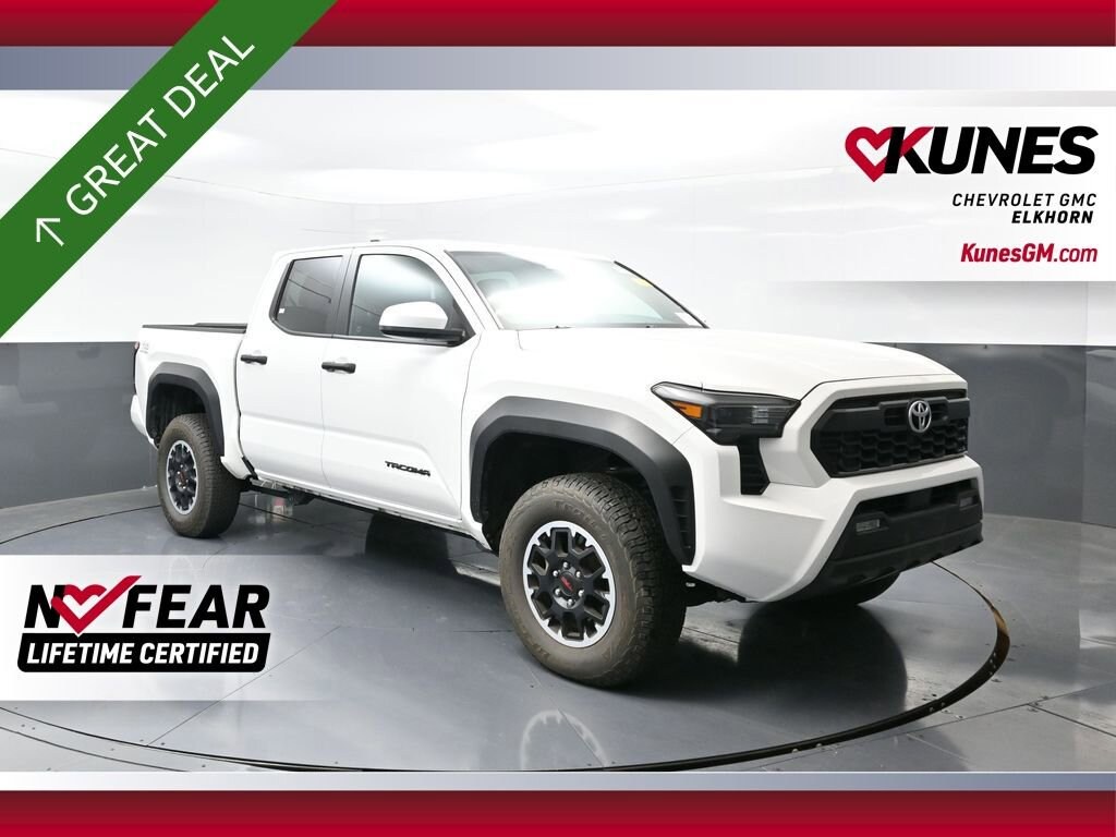 Used 2025 Toyota Tacoma 4WD SR