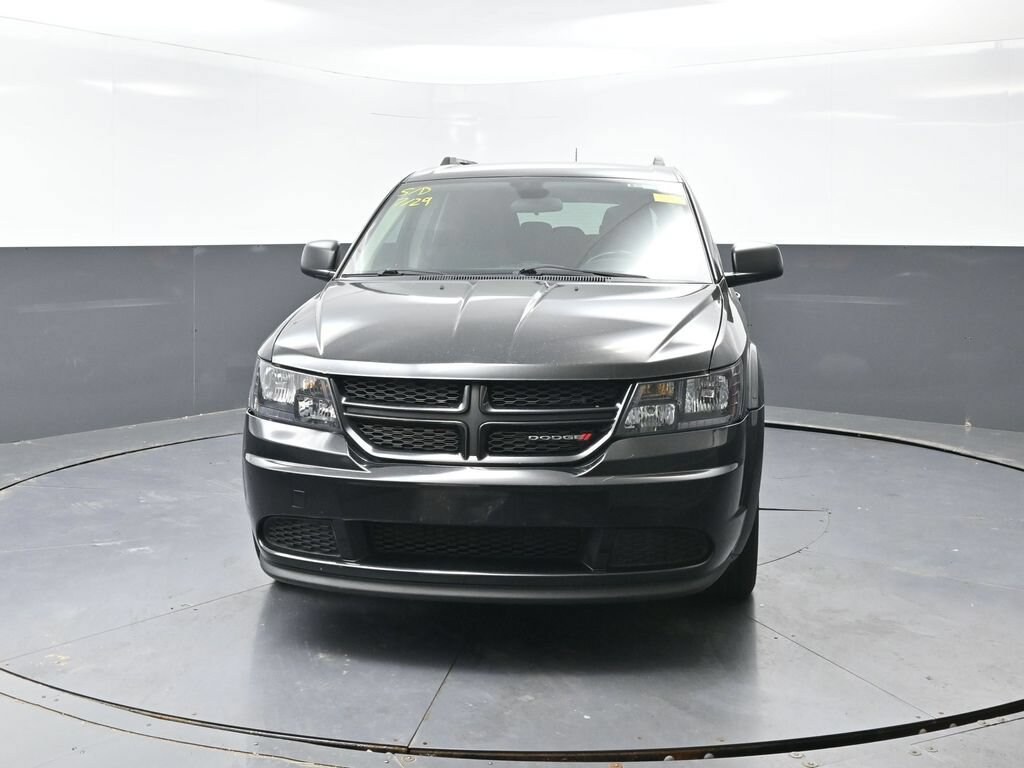 Used 2018 Dodge Journey SE