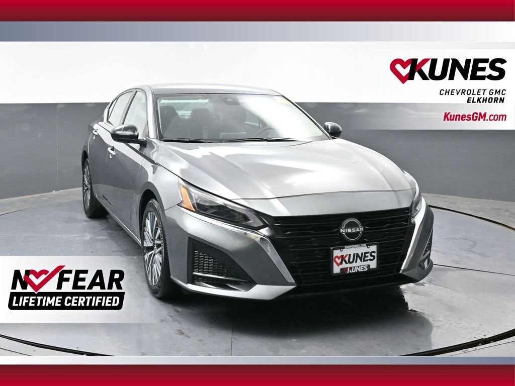 Used 2024 Nissan Altima 2.5 SV