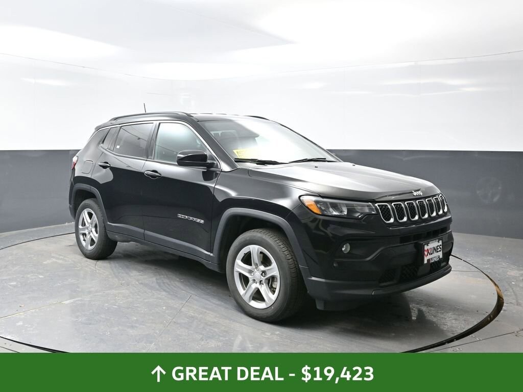 Used 2024 Jeep Compass Latitude