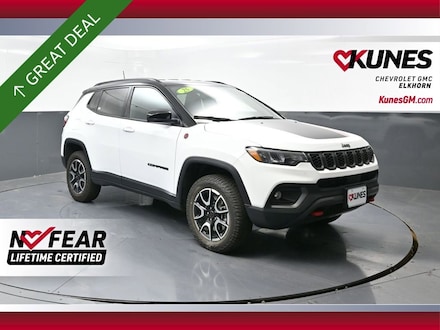 2025 Jeep Compass Trailhawk