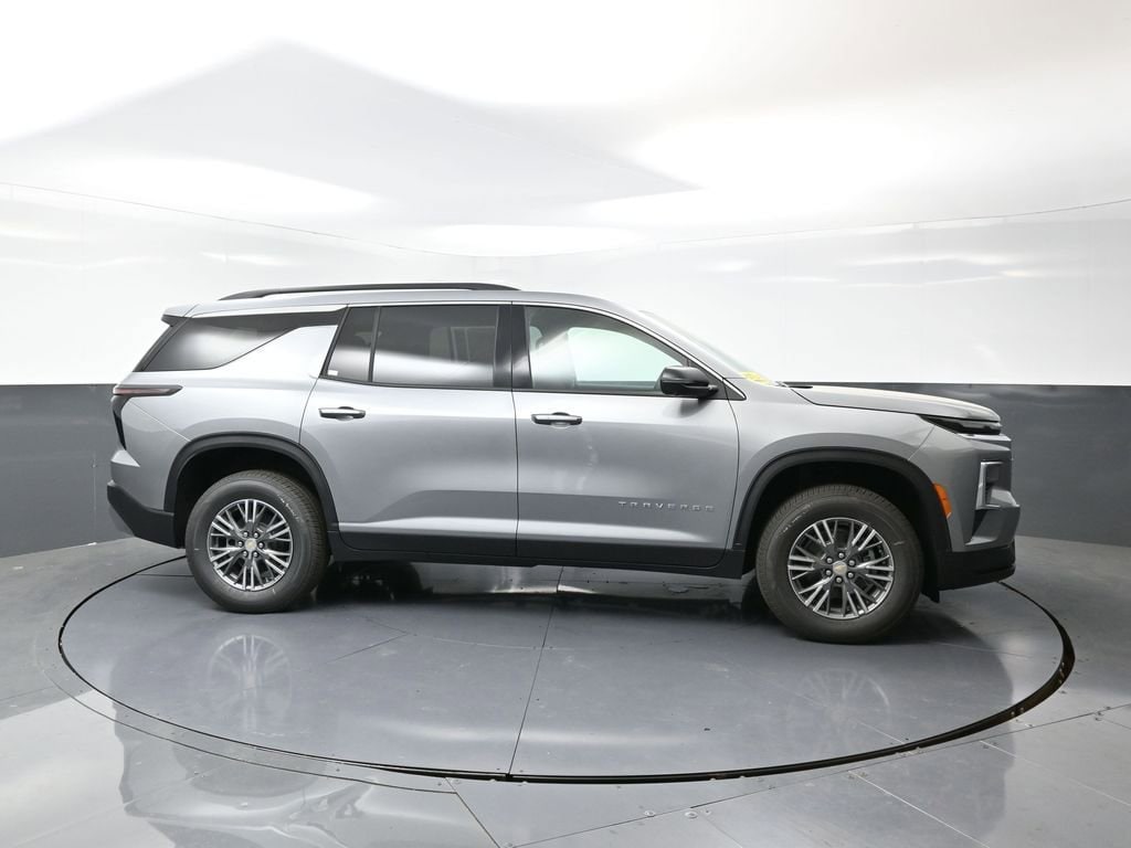 New 2026 Chevrolet Traverse LT SUV