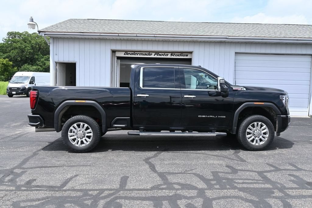 Used 2024 GMC Sierra 3500 HD Denali Truck