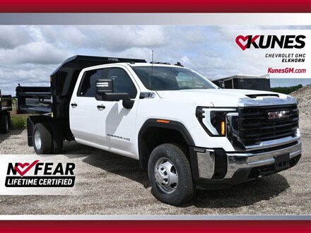 2025 GMC Sierra 3500 HD Chassis Cab Pro Truck