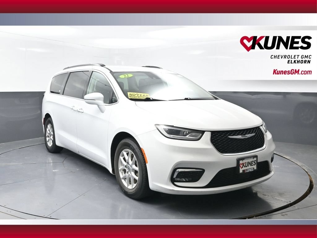 Used 2022 Chrysler Pacifica Touring L