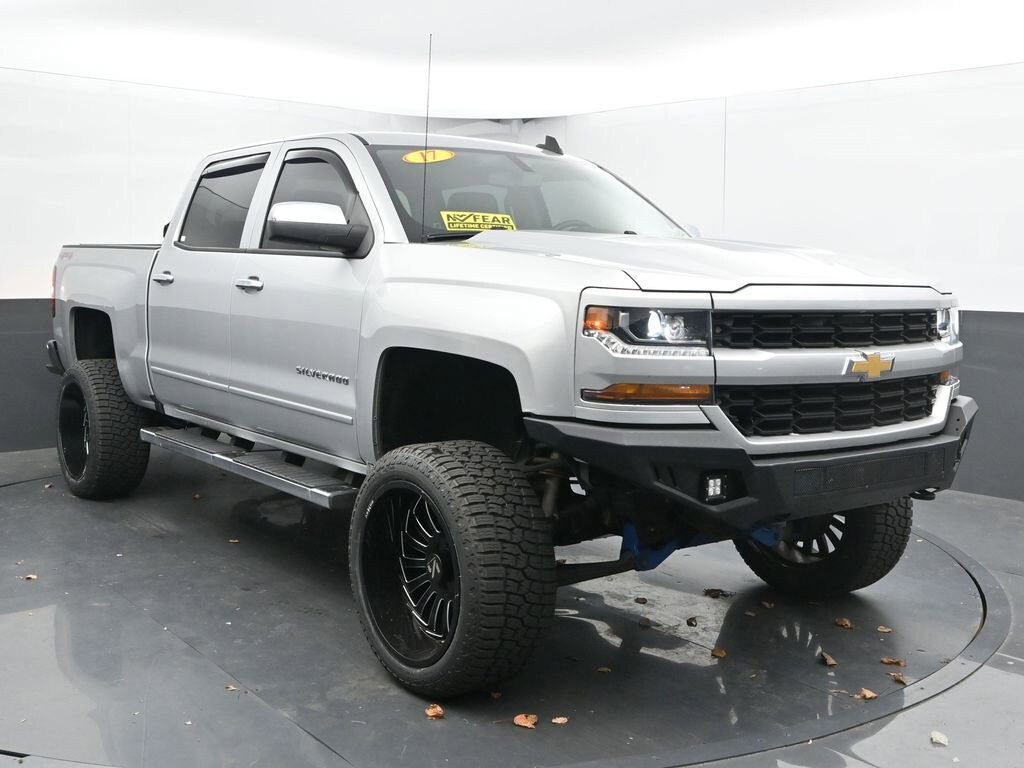 Used 2017 Chevrolet Silverado 1500 LT Truck