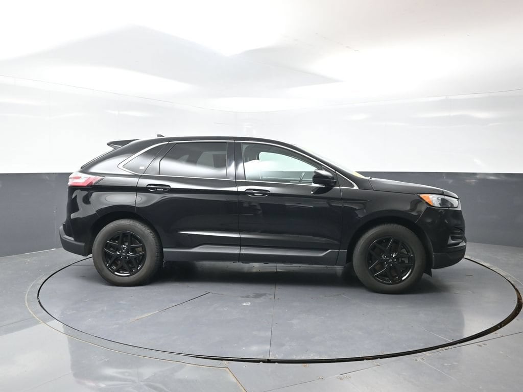 Used 2024 Ford Edge SEL