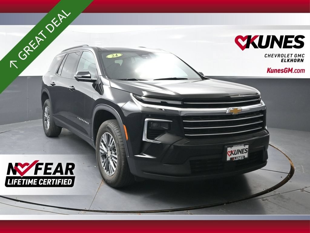 Used 2024 Chevrolet Traverse LT SUV