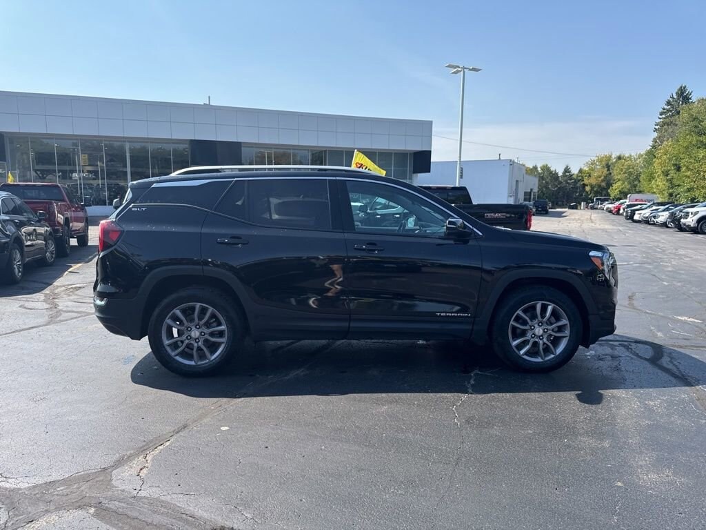 Used 2023 GMC Terrain SLT SUV