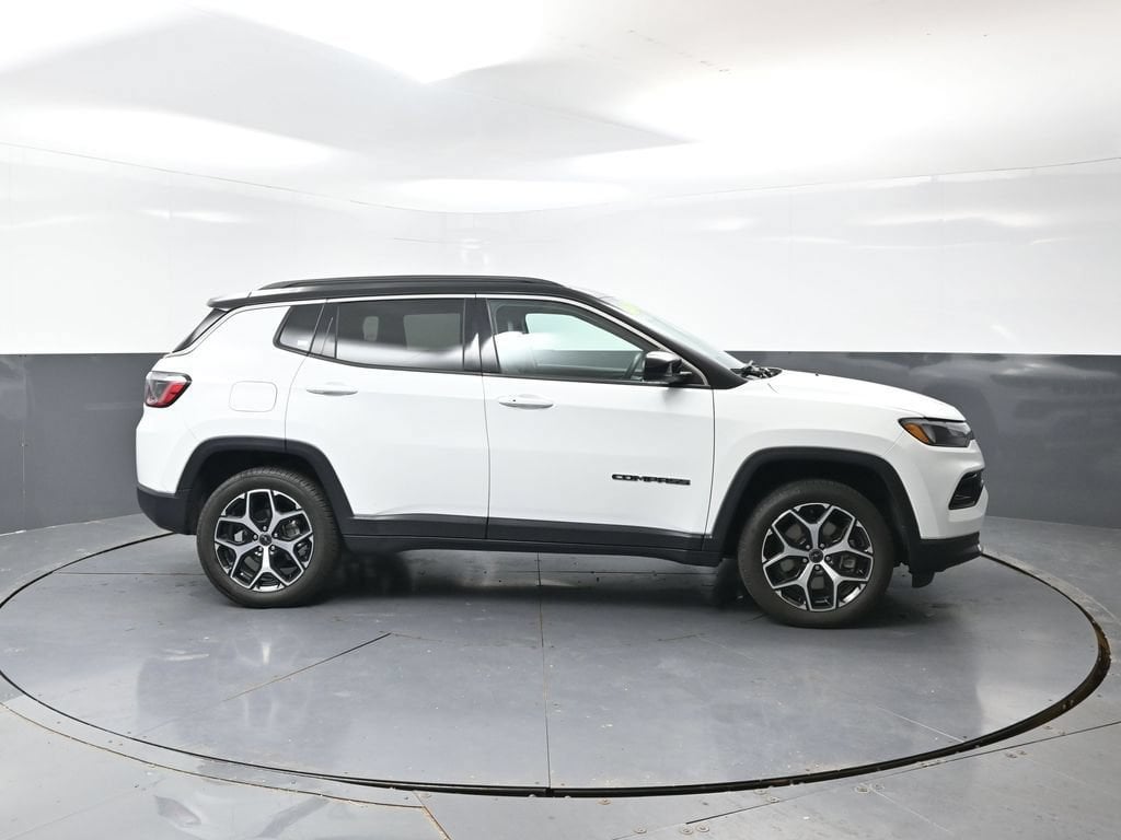 Used 2025 Jeep Compass Limited