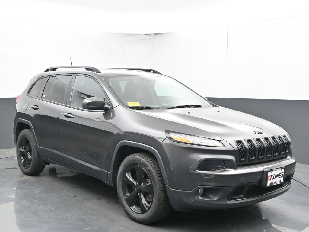 Used 2017 Jeep Cherokee High Altitude