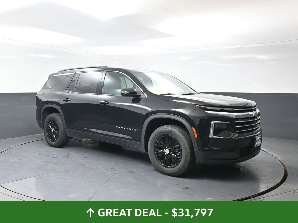 Used 2024 Chevrolet Traverse LT SUV