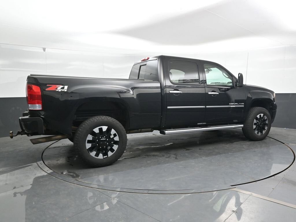 Used 2011 GMC Sierra 2500 HD Denali Truck
