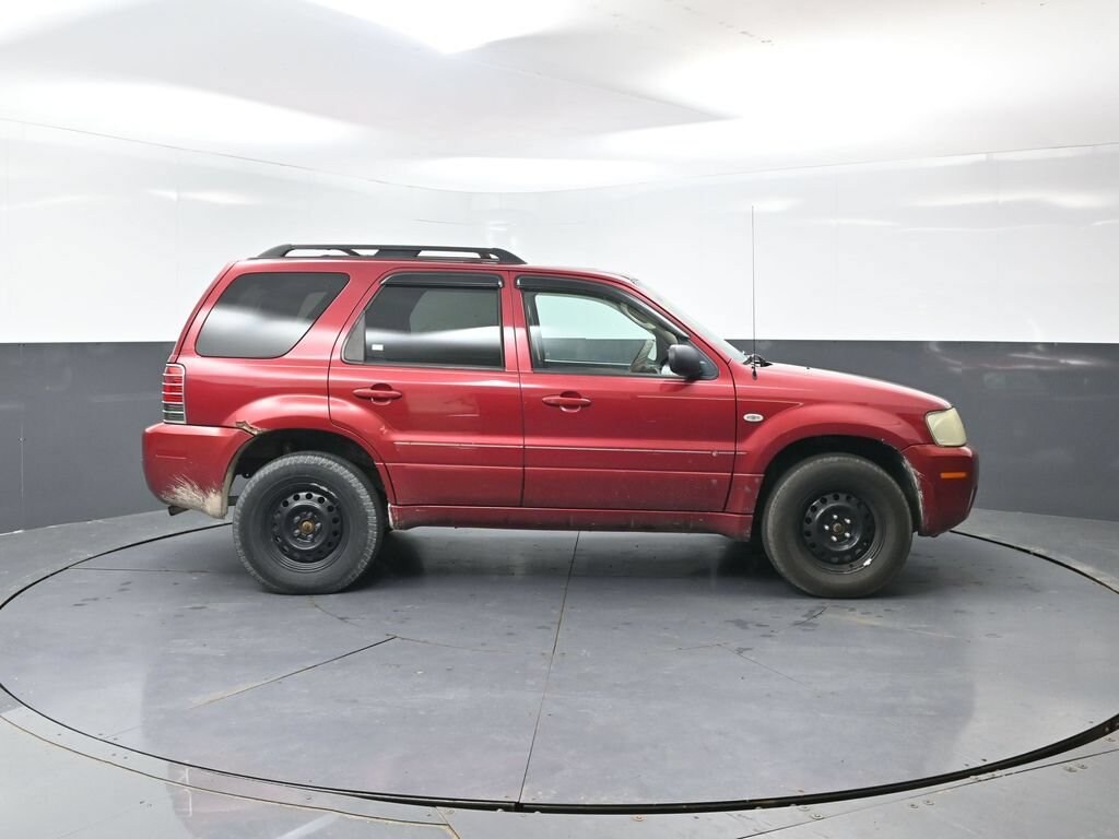 Used 2005 Mercury Mariner Luxury