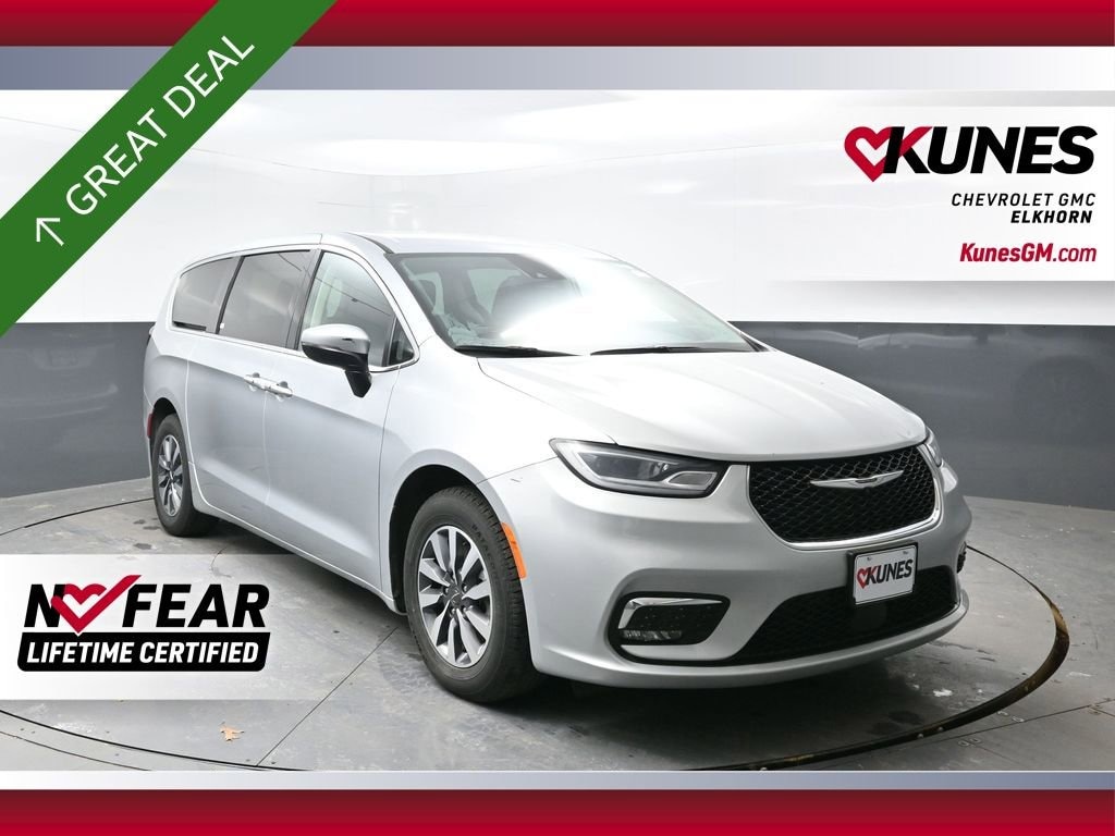 Used 2023 Chrysler Pacifica Hybrid Touring L