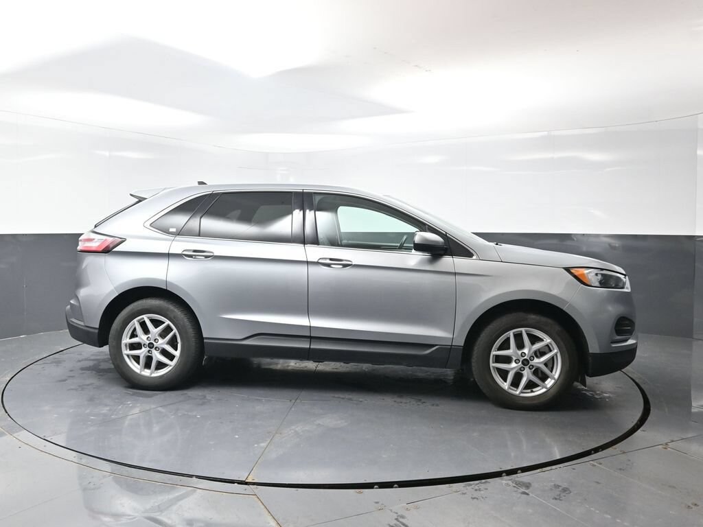 Used 2024 Ford Edge SEL
