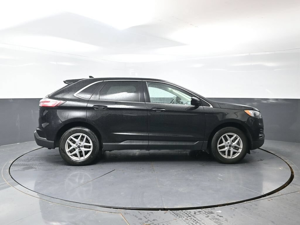 Used 2024 Ford Edge SEL