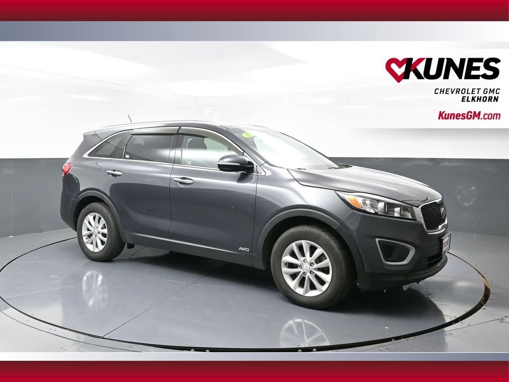 Used 2017 Kia Sorento LX
