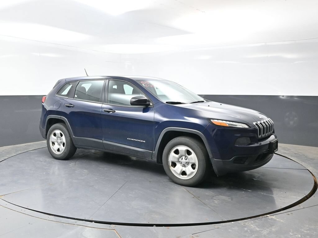 Used 2016 Jeep Cherokee Sport