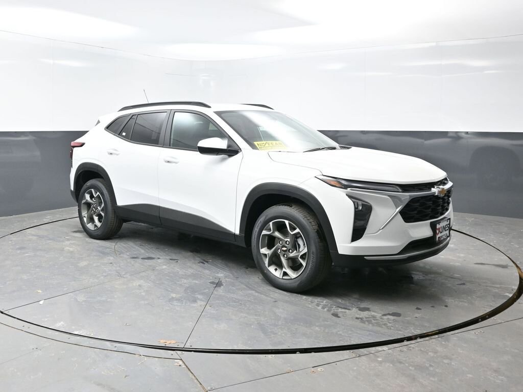 New 2026 Chevrolet Trax LT SUV