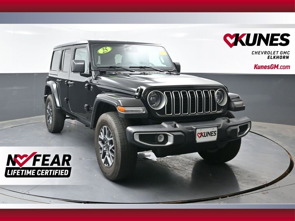Used 2025 Jeep Wrangler Sahara