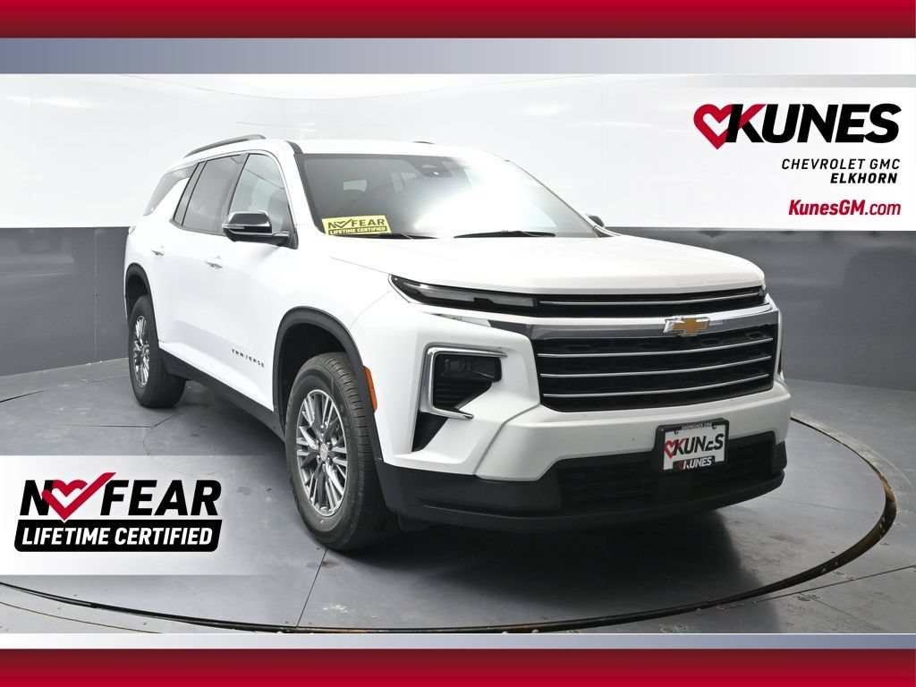 Used 2024 Chevrolet Traverse LT SUV