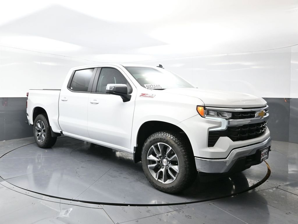 New 2025 Chevrolet Silverado 1500 LT Truck