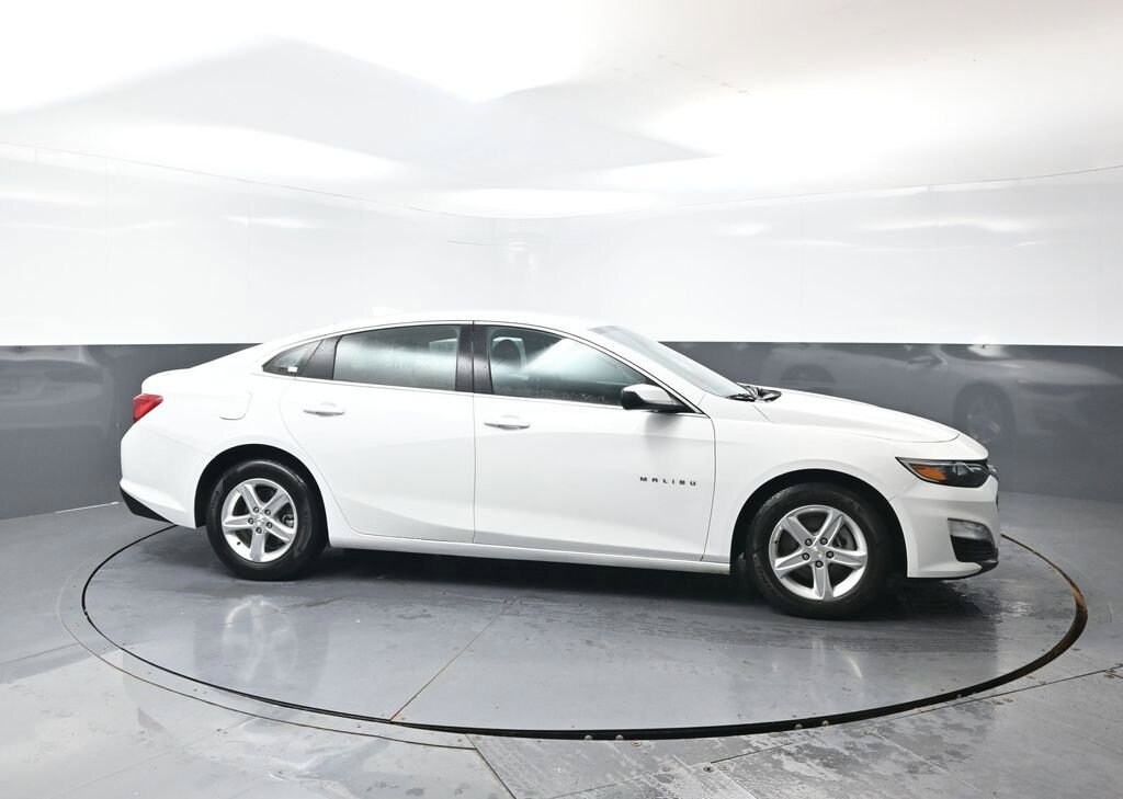Used 2024 Chevrolet Malibu 1LT Car