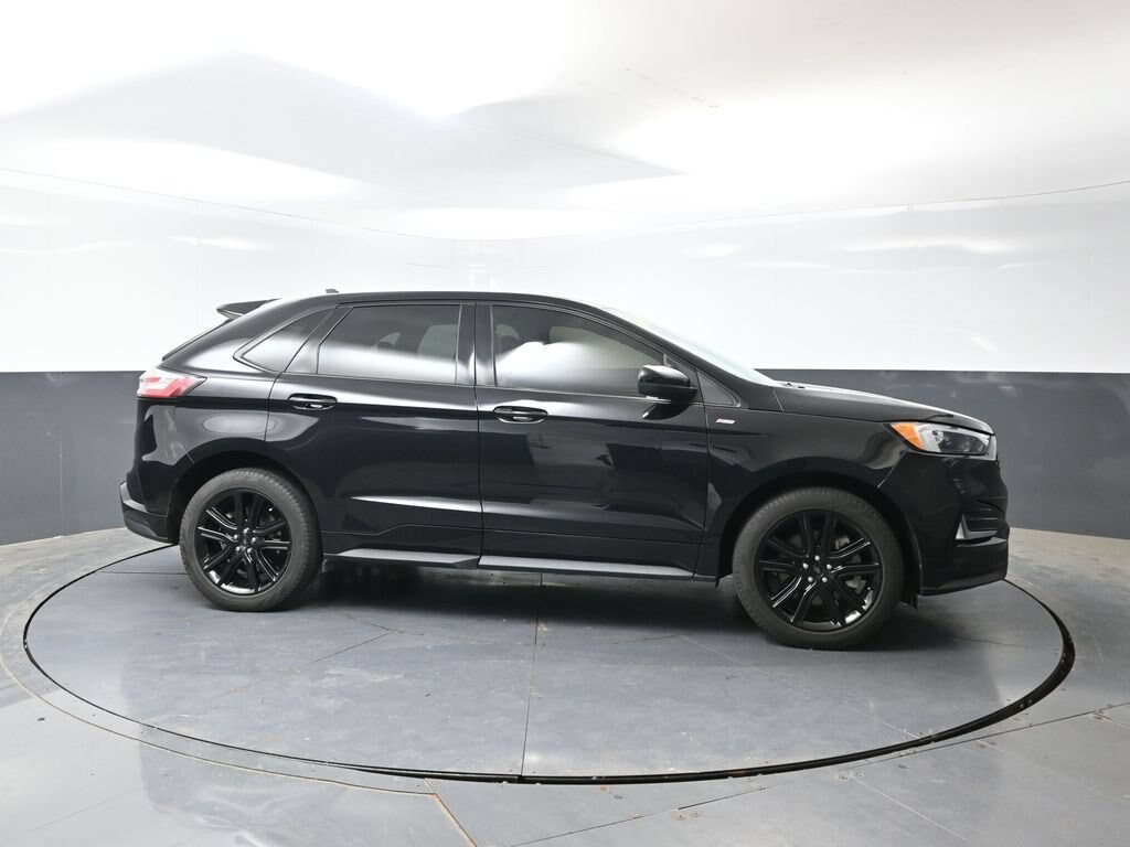 Used 2022 Ford Edge SEL