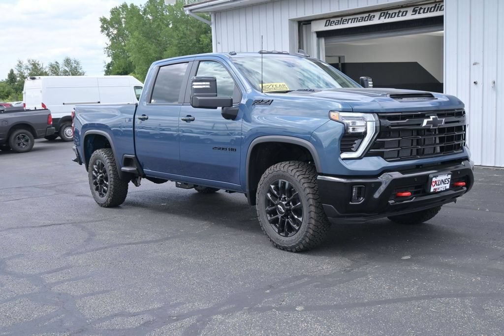 New 2026 Chevrolet Silverado 2500 HD LT Truck