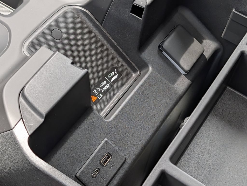 2026 GMC Sierra 3500HD Denali - Photo 48