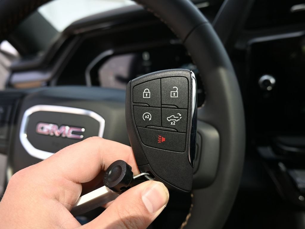 2026 GMC Sierra 2500HD AT4 - Photo 51