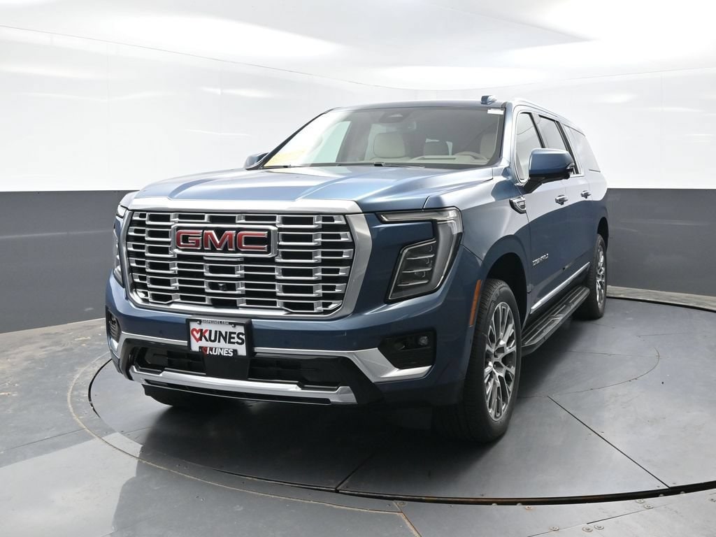 2026 GMC Yukon XL Denali - Photo 7
