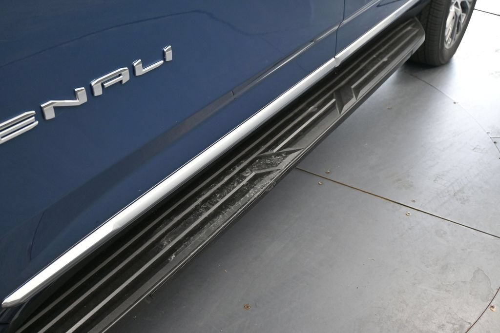 2026 GMC Yukon XL Denali - Photo 16