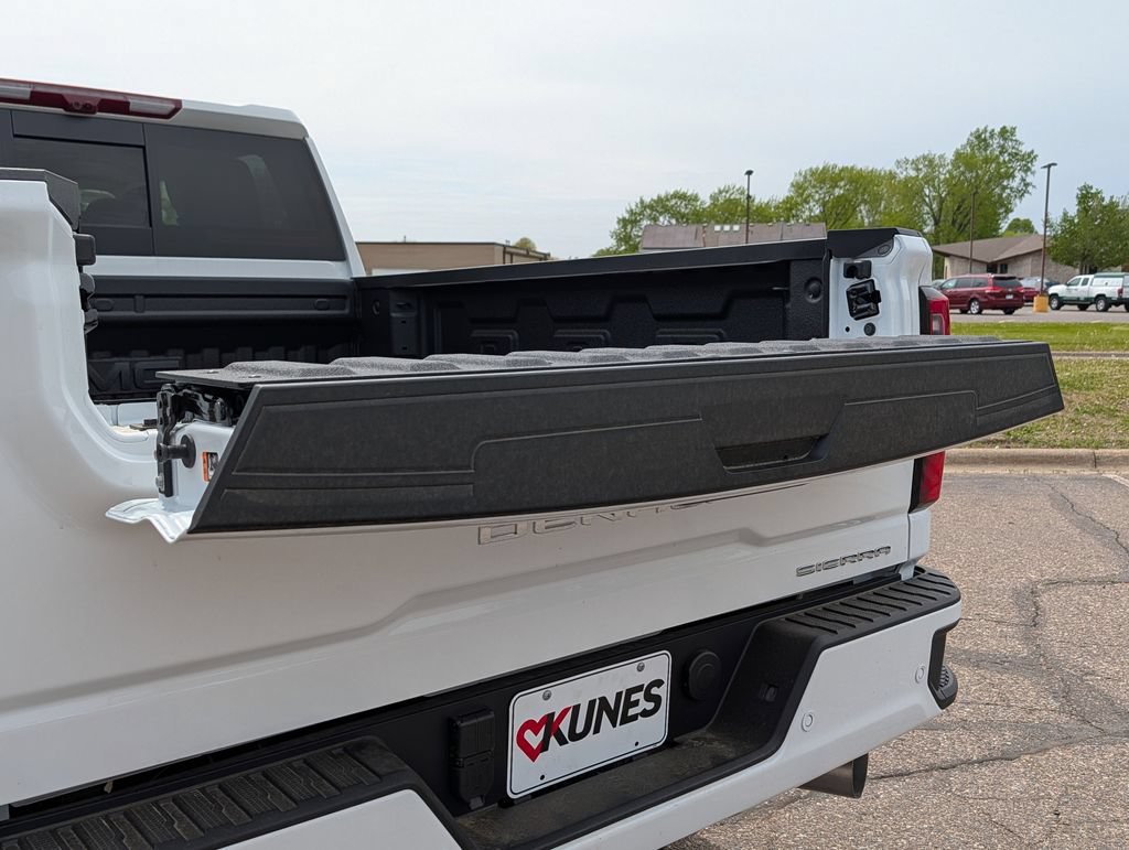 2026 GMC Sierra 3500HD Denali - Photo 29