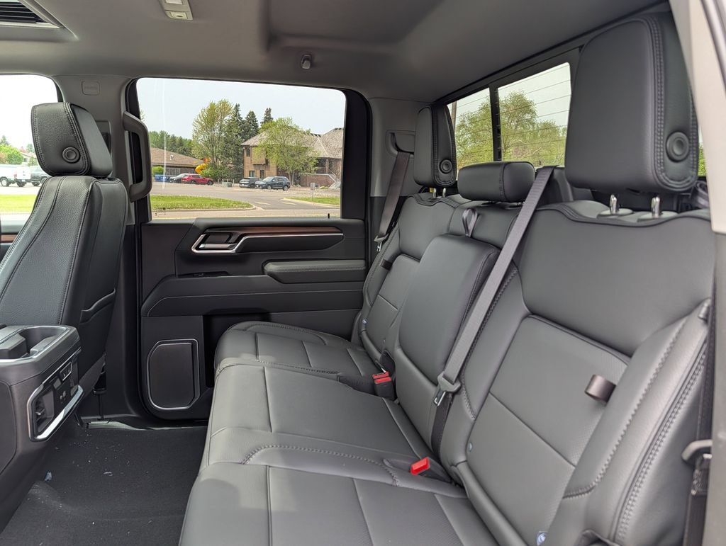 2026 GMC Sierra 3500HD Denali - Photo 33