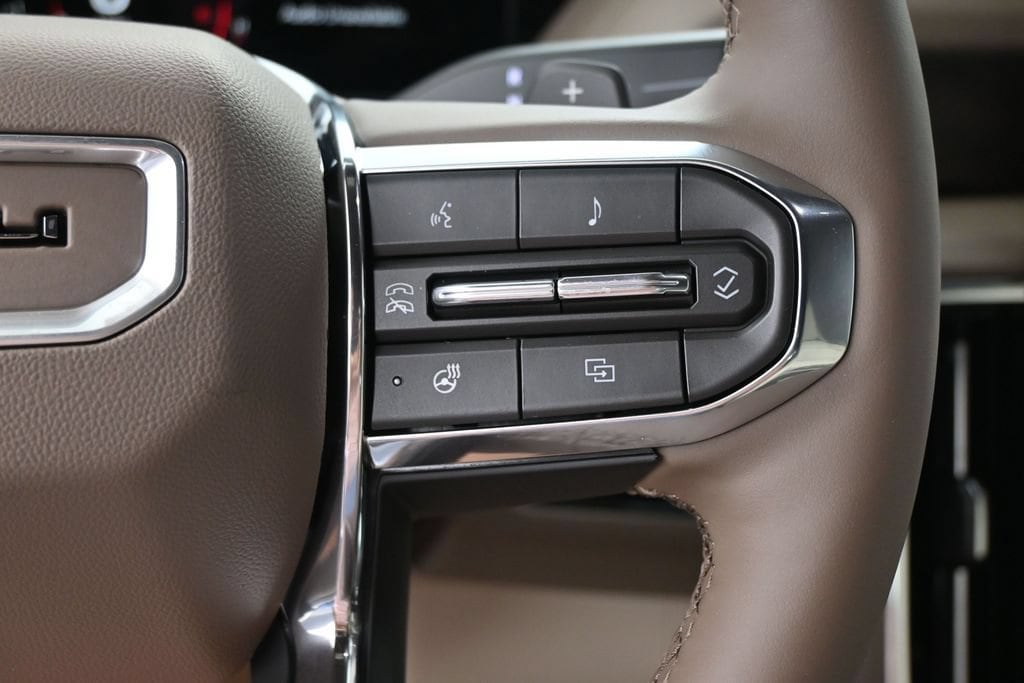 2026 GMC Yukon XL Denali - Photo 36
