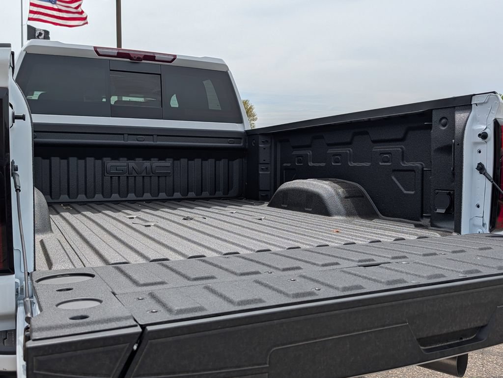 2026 GMC Sierra 3500HD Denali - Photo 30
