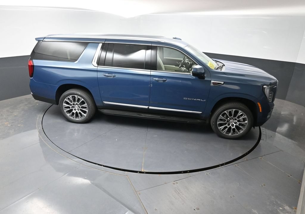 2026 GMC Yukon XL Denali - Photo 42