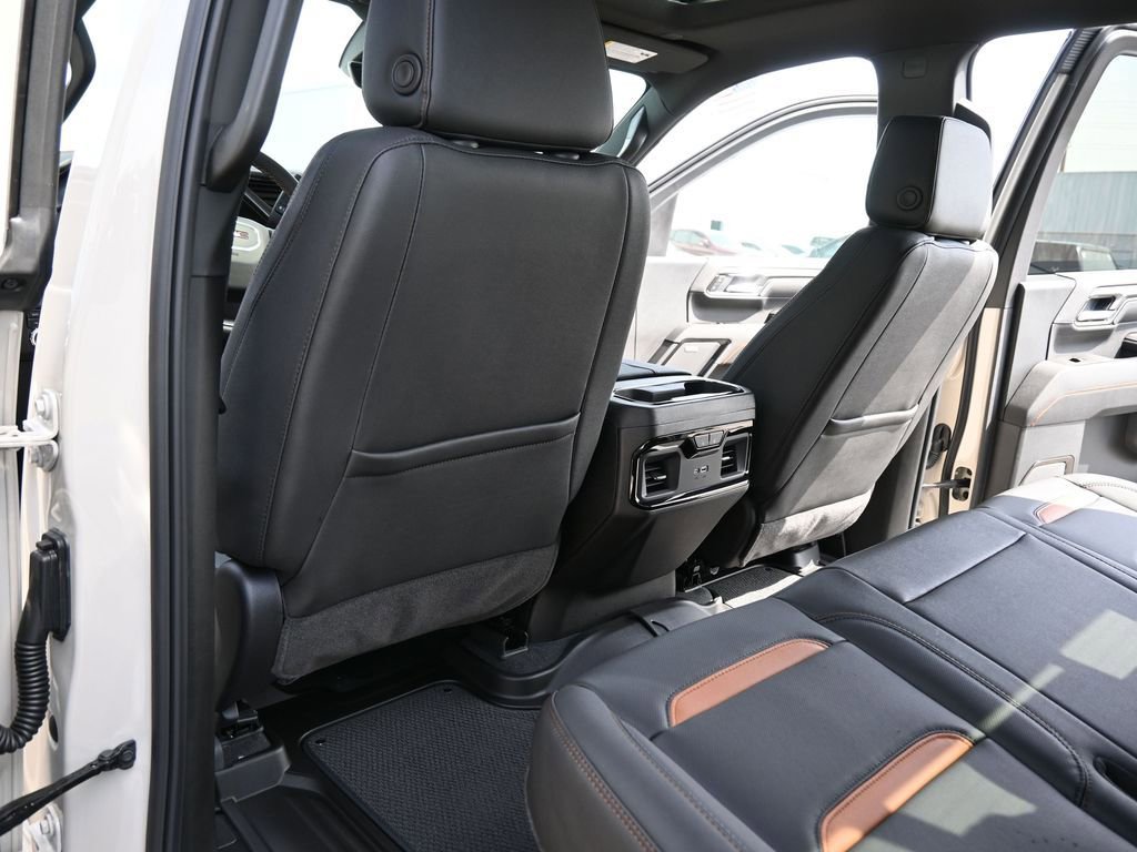 2026 GMC Sierra 2500HD AT4 - Photo 29