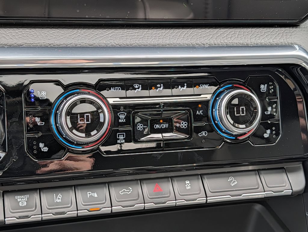 2026 GMC Sierra 3500HD Denali - Photo 46