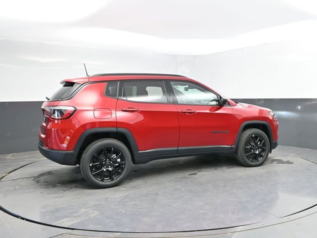 New 2026 Jeep Compass Latitude Sport Utility