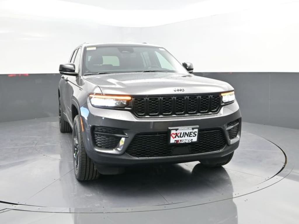 New 2025 Jeep Grand Cherokee Altitude X Sport Utility