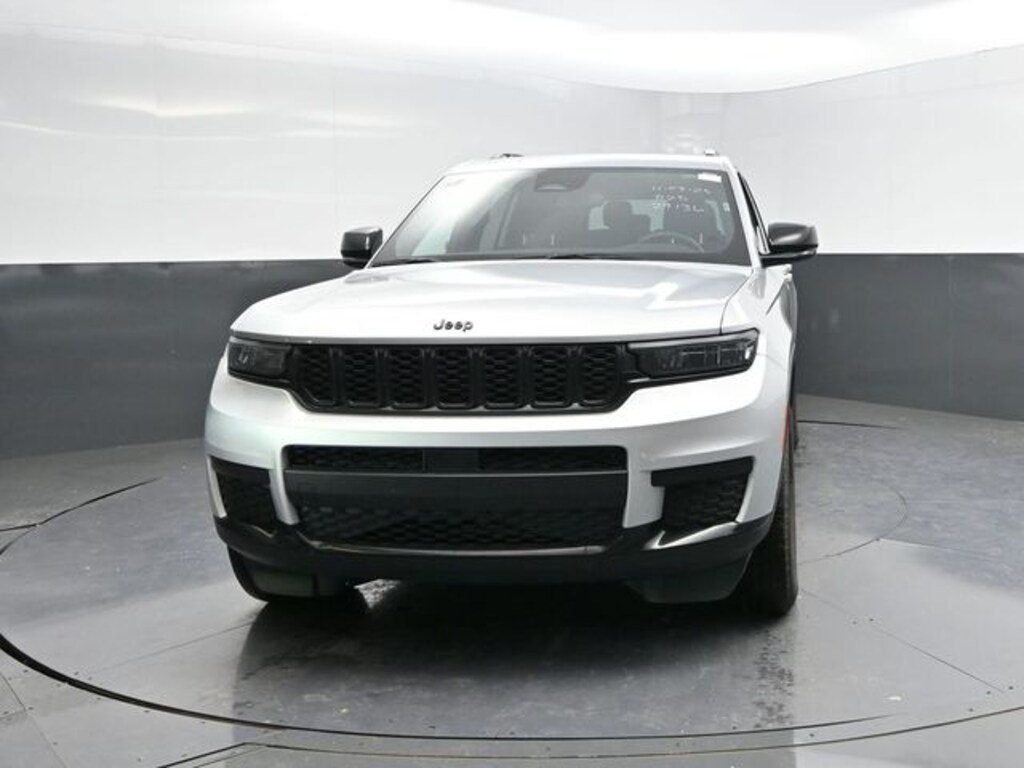 Used 2024 Jeep Grand Cherokee L Altitude SUV