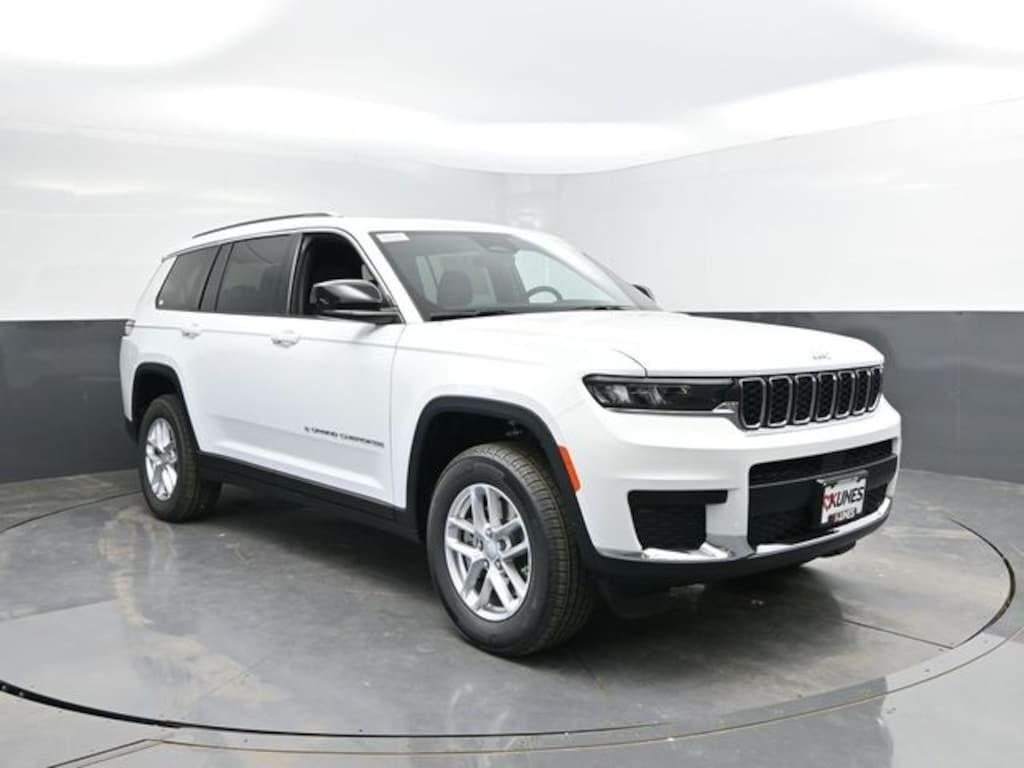 New 2026 Jeep Grand Cherokee L Laredo Sport Utility