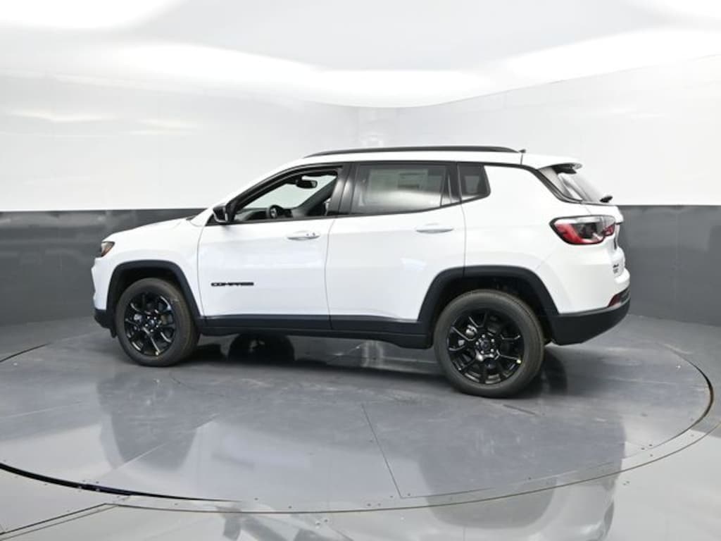 New 2026 Jeep Compass Latitude Sport Utility