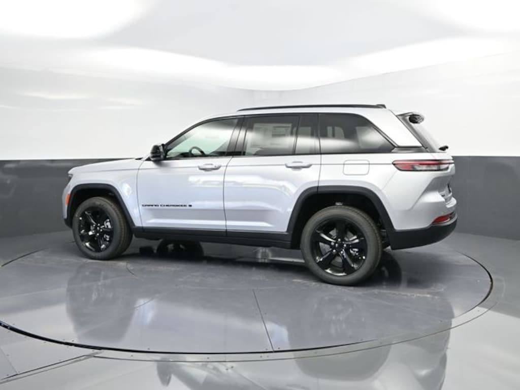 New 2025 Jeep Grand Cherokee Altitude X Sport Utility