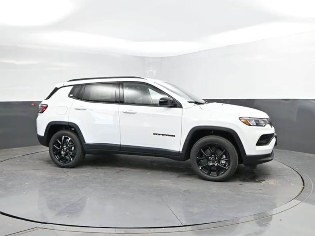 New 2026 Jeep Compass Latitude Sport Utility
