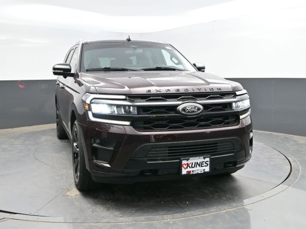 Used 2024 Ford Expedition Limited SUV