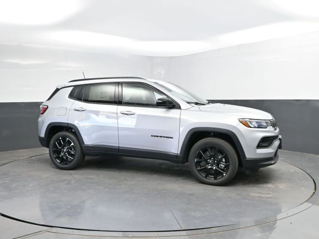 New 2026 Jeep Compass Latitude Sport Utility